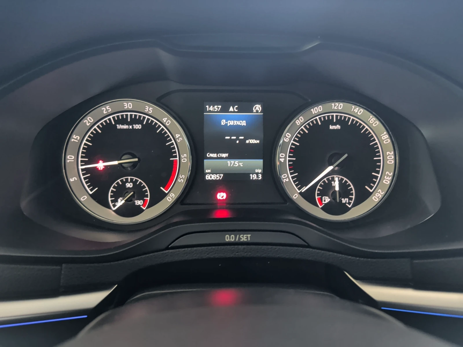 Skoda Karoq 2.0 TDI/ 150 �.�./4x4 | Mobile.bg � ����������� 8