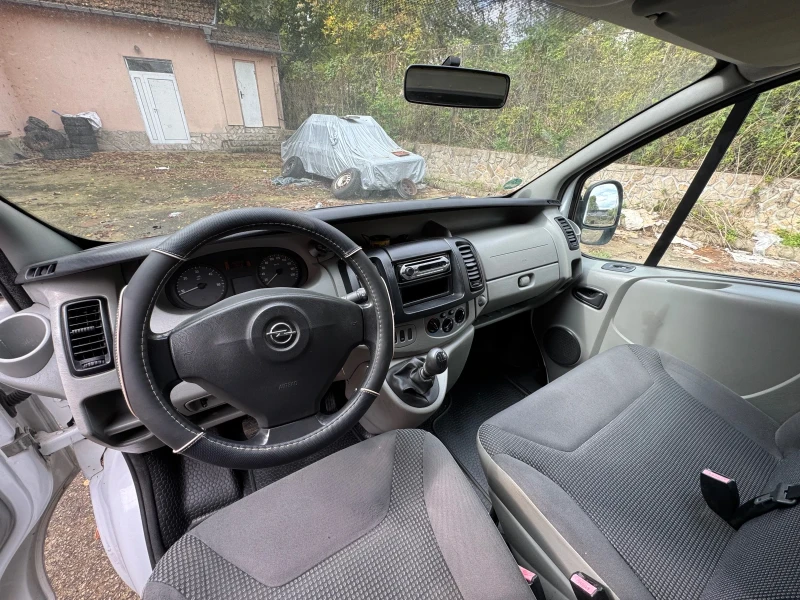 Opel Vivaro 2.0CDTI КЛИМАТИК ДЪЛГА БАЗА, снимка 7 - Бусове и автобуси - 47618539