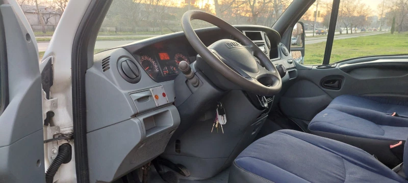 Iveco Daily 2.3 jtd  тристранен, снимка 8 - Бусове и автобуси - 52842696