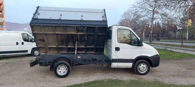 Iveco Daily 2.3 jtd  тристранен, снимка 5 - Бусове и автобуси - 52842696