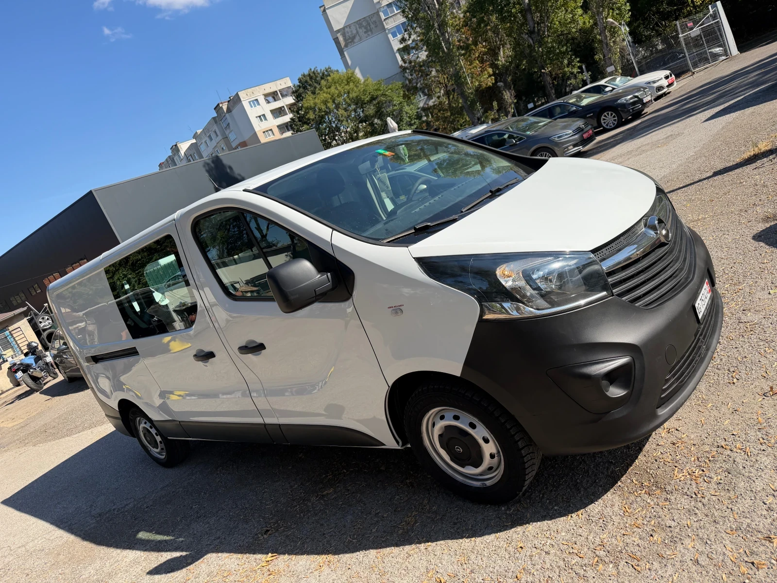 Opel Vivaro 1.6CDTI* L2 H1, снимка 7 - Бусове и автобуси - 56220761
