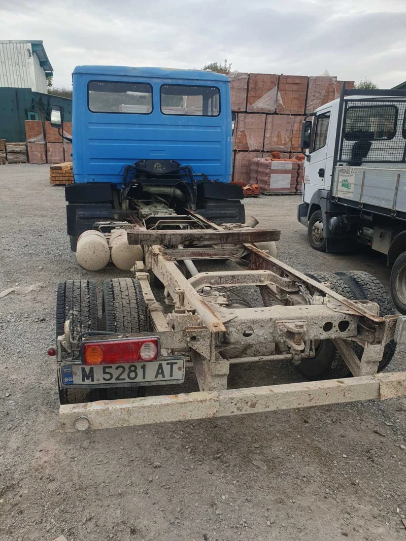 Mercedes-Benz 809 НА ЧАСТИ, снимка 4 - Камиони - 47257430