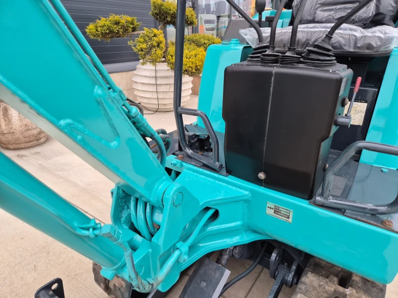 Багер Komatsu 1.3 тона / ПЕРФЕКТЕН / НАЛИЧЕН !, снимка 8 - Индустриална техника - 53171449