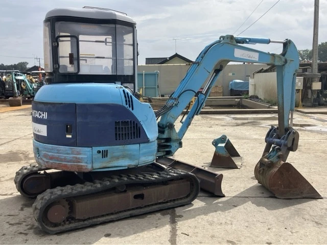 Багер Hitachi EX33U - 1 ЩИПКА + 2 КОФИ - ОЧАКВАН 10.01.2026!!! - изображение 3