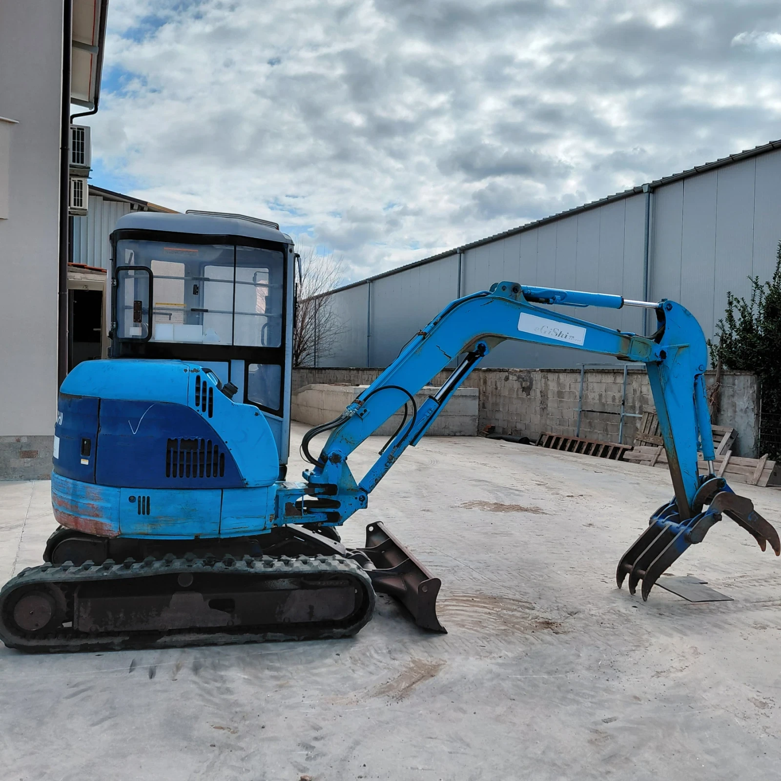 ����� Hitachi EX33U * ������� * 1 ����� + 2 ����  | Mobile.bg � ����������� 6