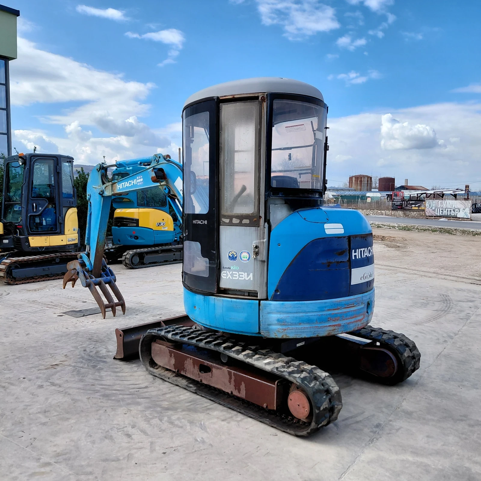 ����� Hitachi EX33U * ������� * 1 ����� + 2 ����  | Mobile.bg � ����������� 3