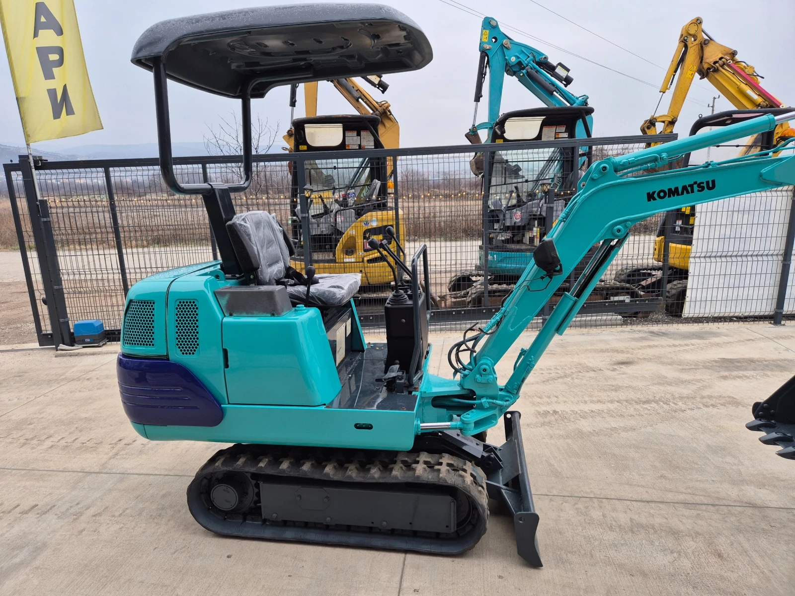 Багер Komatsu 1.3 тона / ПЕРФЕКТЕН / НАЛИЧЕН ! - изображение 6