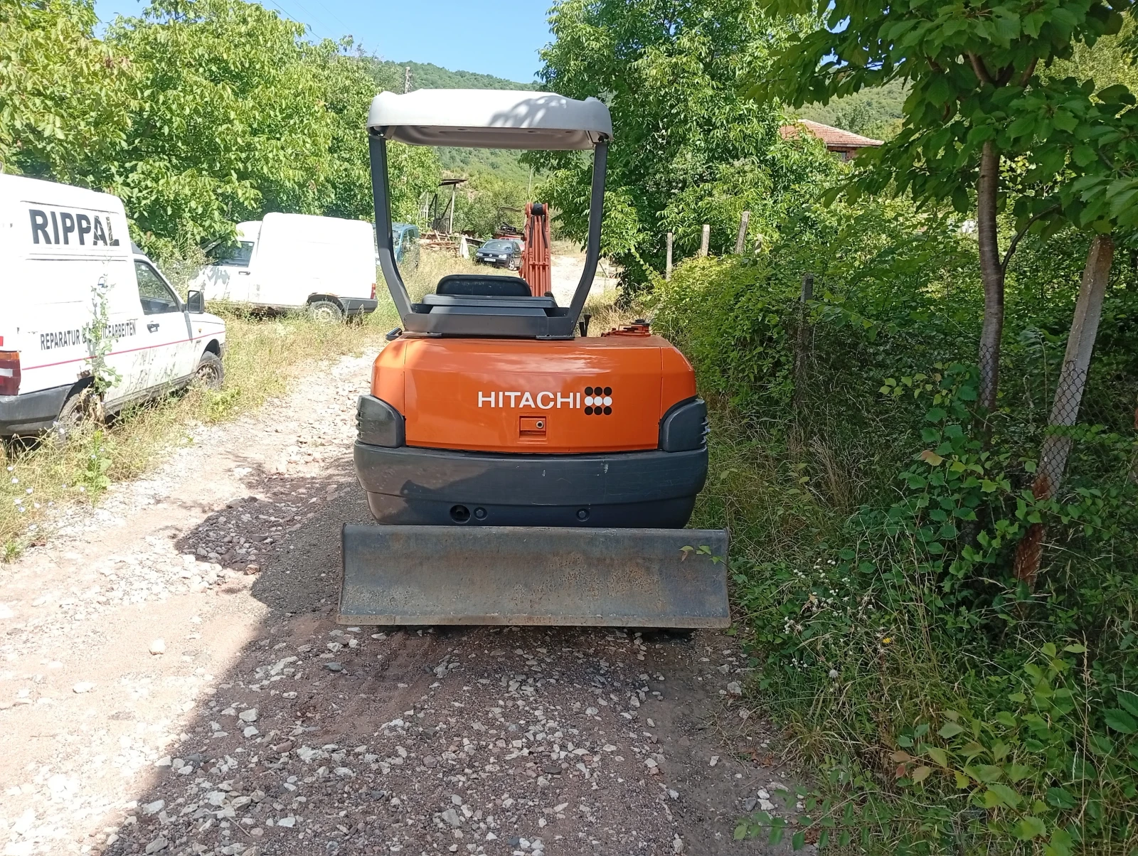 Багер Hitachi EX22, снимка 7 - Индустриална техника - 55400701