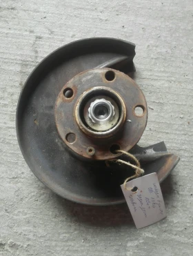 Главина задна дясна Шкода Румстер 1.9тди