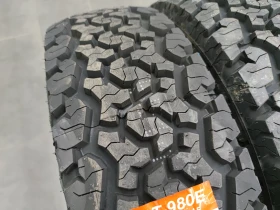 Гуми Всесезонни 235/75R15, снимка 2 - Гуми и джанти - 48313087