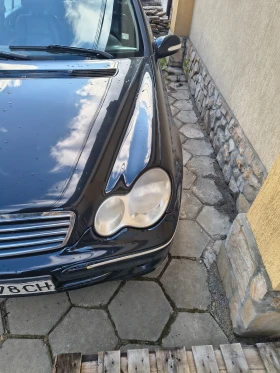 Mercedes-Benz C 200, снимка 1