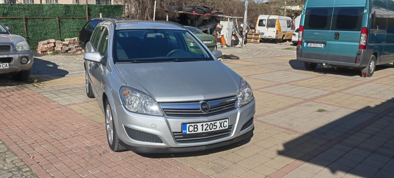 Opel Astra Комби isuzu мотор, снимка 1 - Автомобили и джипове - 45885635