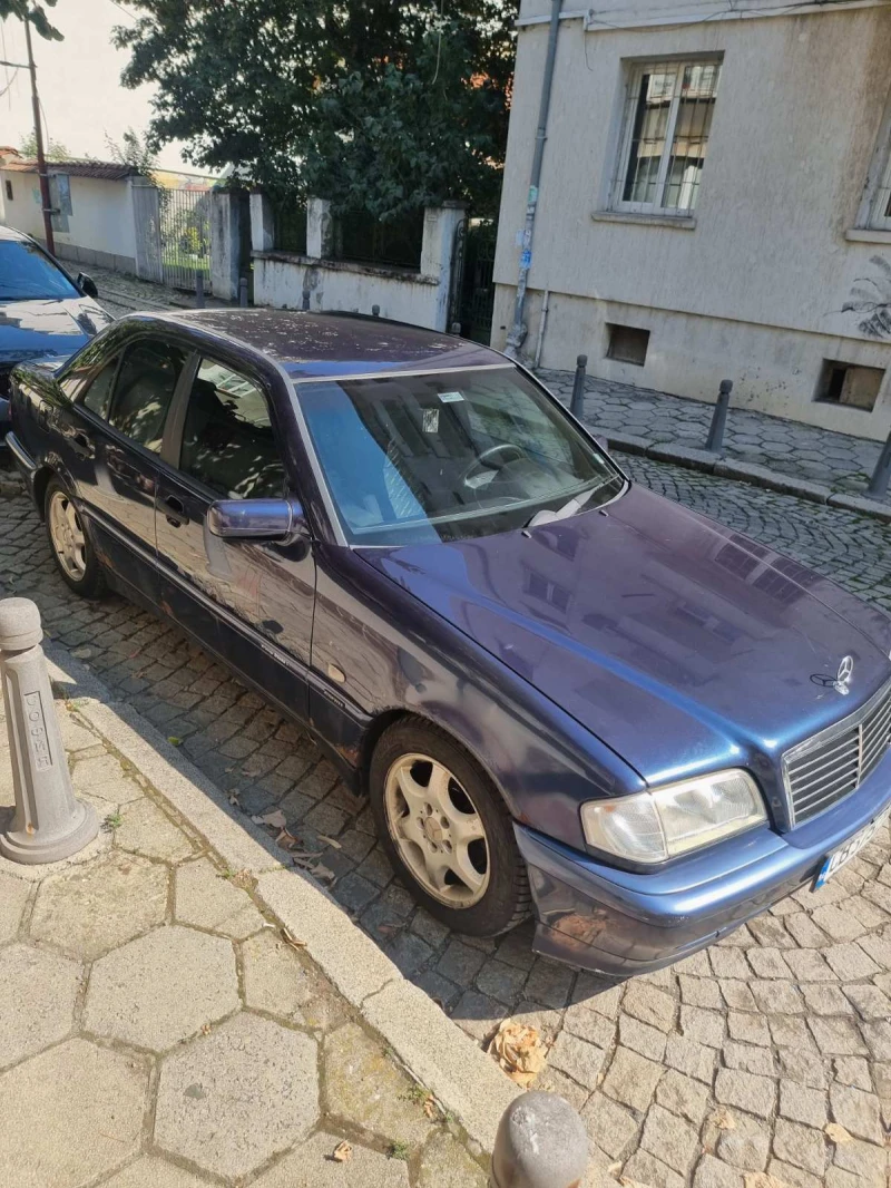 Mercedes-Benz C 200 2.0, снимка 3 - Автомобили и джипове - 47330755