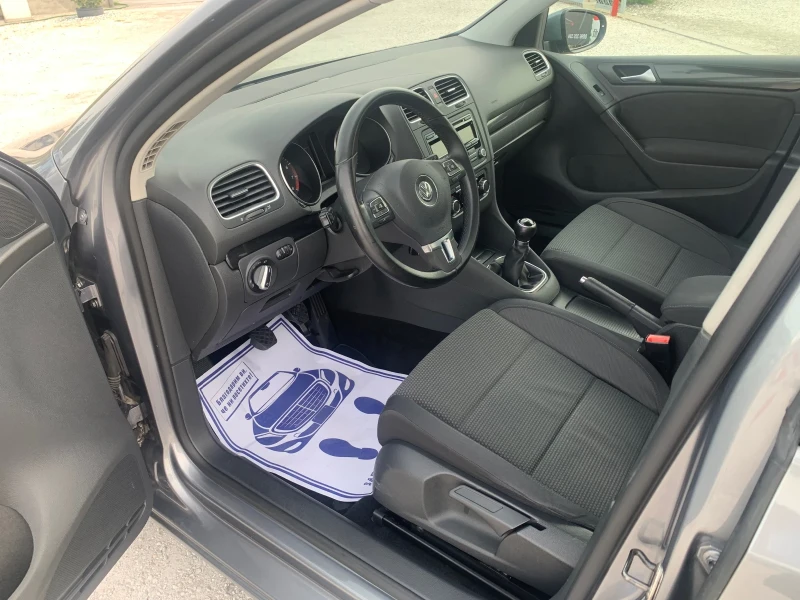 VW Golf 1.6i gaz, снимка 9 - Автомобили и джипове - 47371499