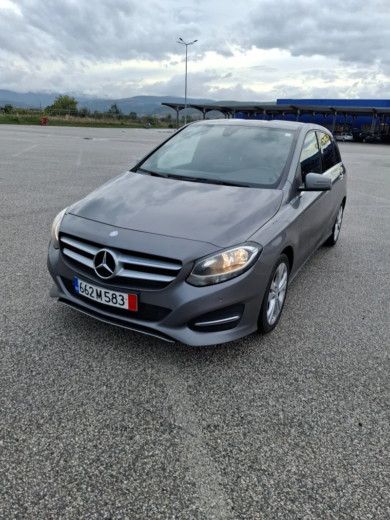 Mercedes-Benz B 180, снимка 2 - Автомобили и джипове - 47473477