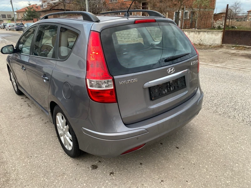 Hyundai I30 1.6 Бензин, снимка 7 - Автомобили и джипове - 48070282