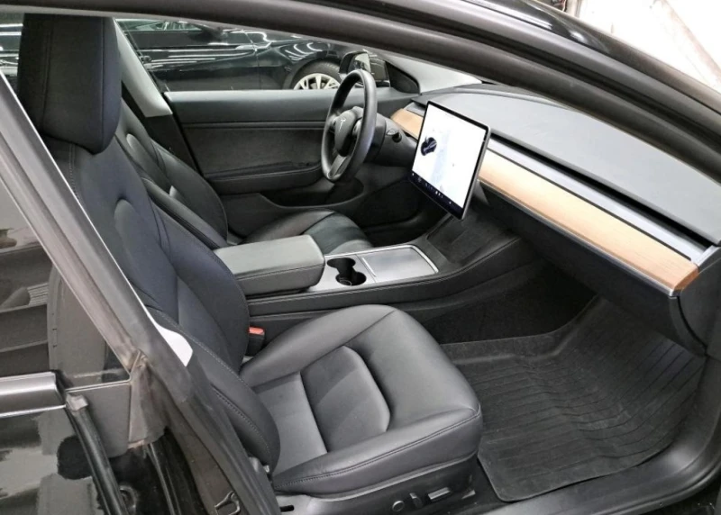 Tesla Model 3  4х4 Европейска Гаранция, снимка 3 - Автомобили и джипове - 49811742