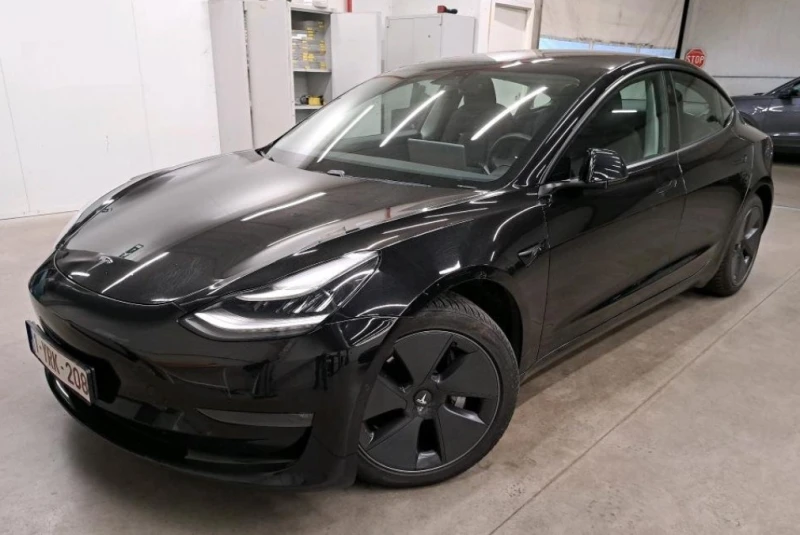 Tesla Model 3  4х4 Европейска Гаранция