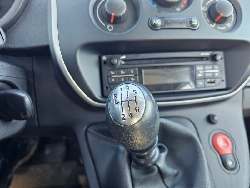 Renault Kangoo 1.5DCi, снимка 12 - Автомобили и джипове - 52977134