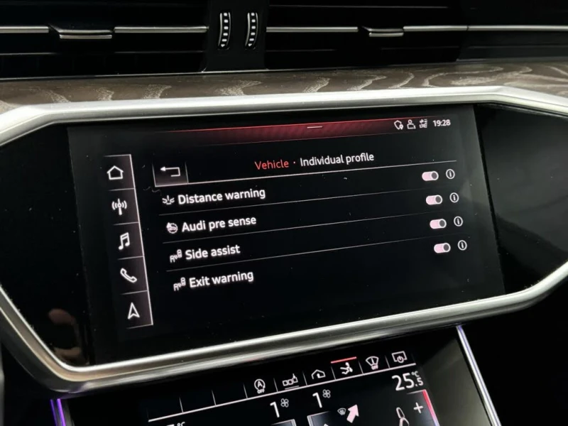 Audi A7 quattro Technik* АвтоКредит* (Цена до БГ) , снимка 7 - Автомобили и джипове - 53586706