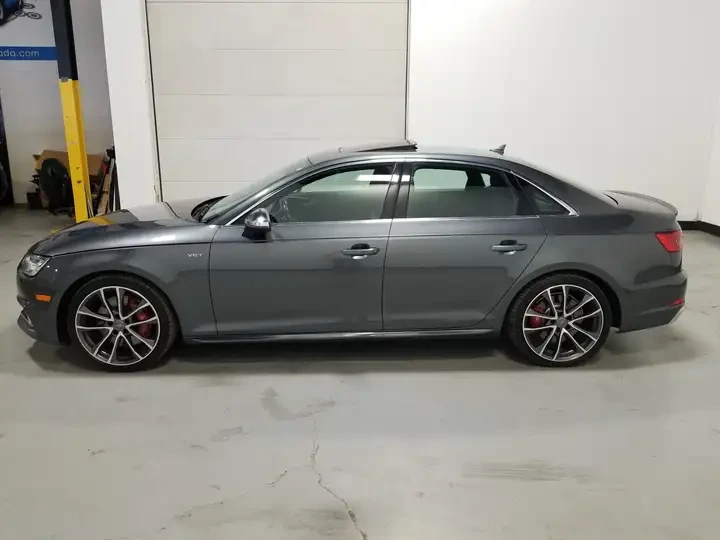 Audi S4 PRESTIGE* B&O* Дигитал* 360* Подгреви* Keyless* , снимка 3 - Автомобили и джипове - 53202838