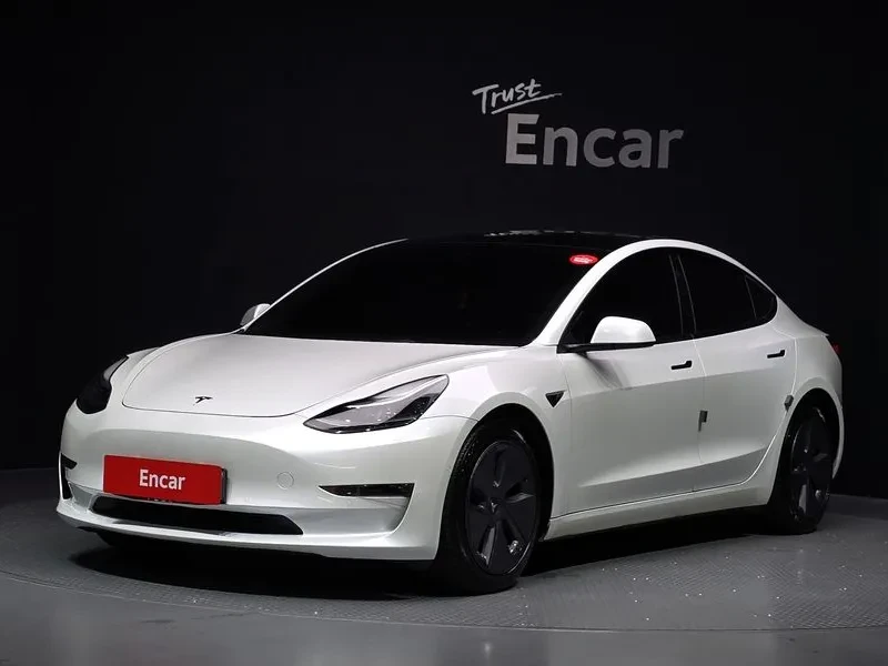 Tesla Model 3 Long-Range Awd