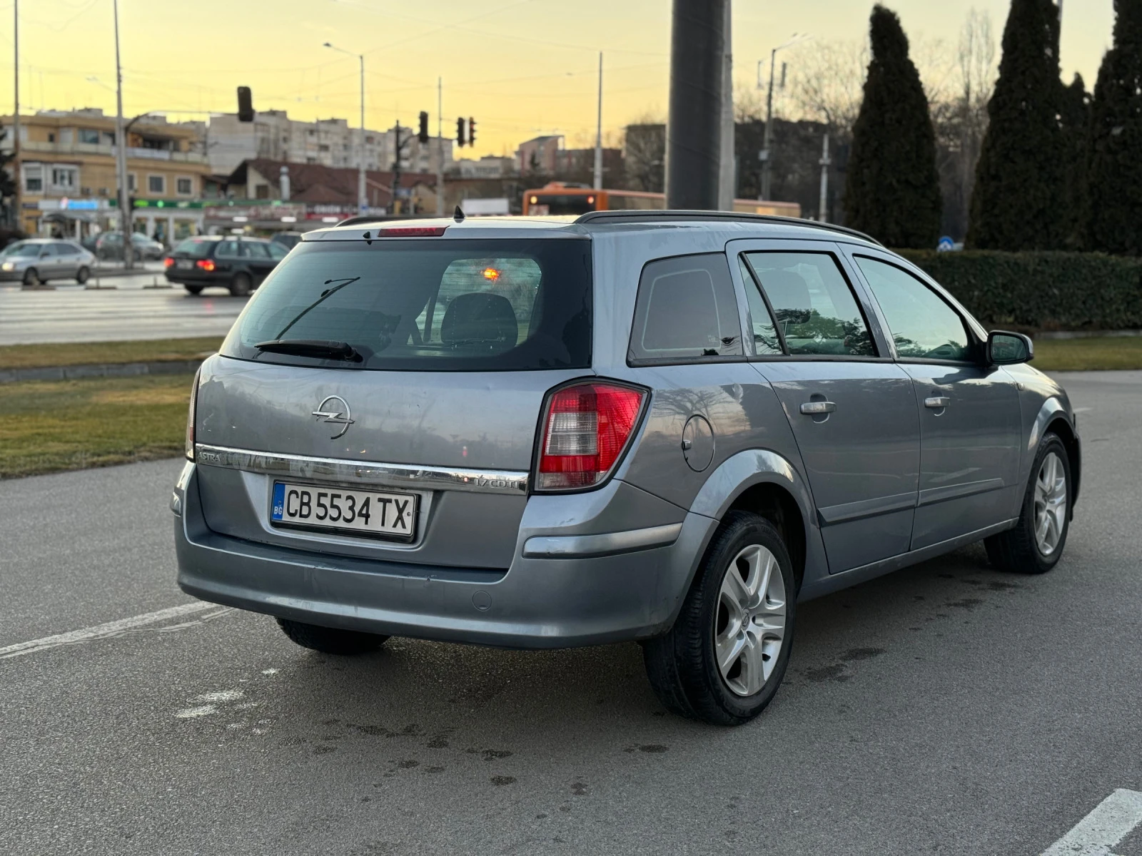 Opel Astra 1.7 CDTI - изображение 4