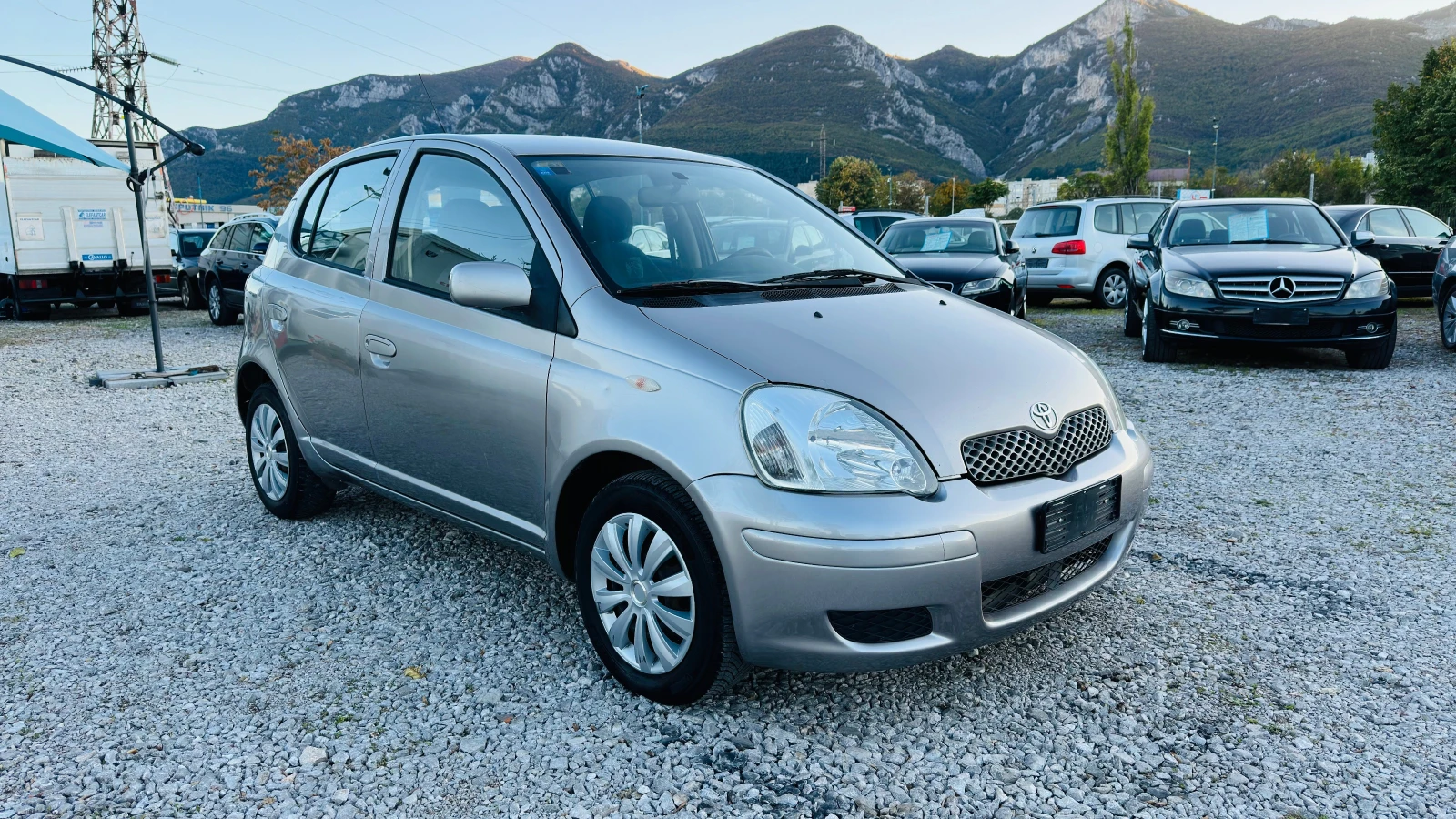 Toyota Yaris 1.4d-4d-face-Италия - изображение 3