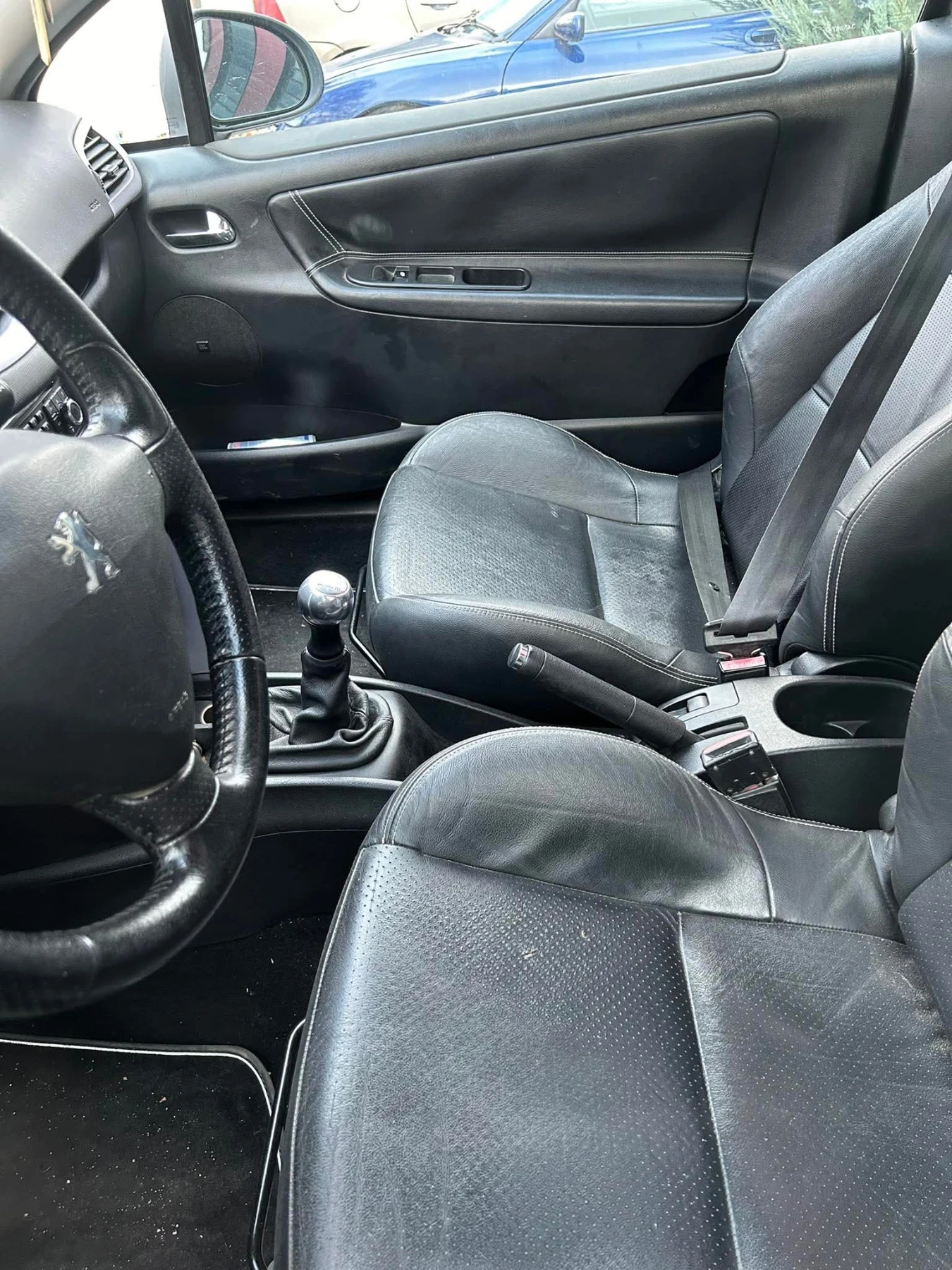 Peugeot 207 CC - изображение 6