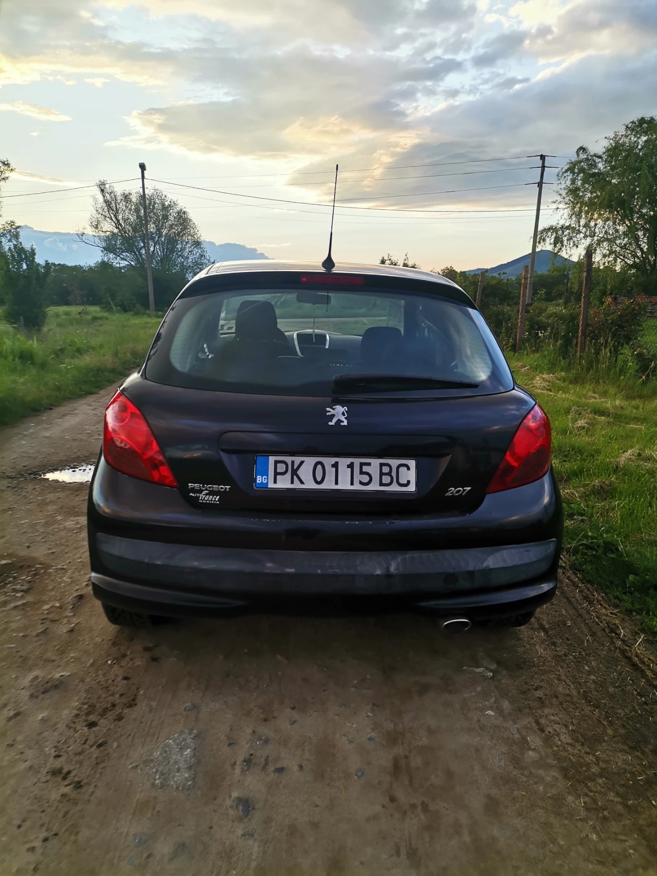 Peugeot 207 1.6 HDI - изображение 8