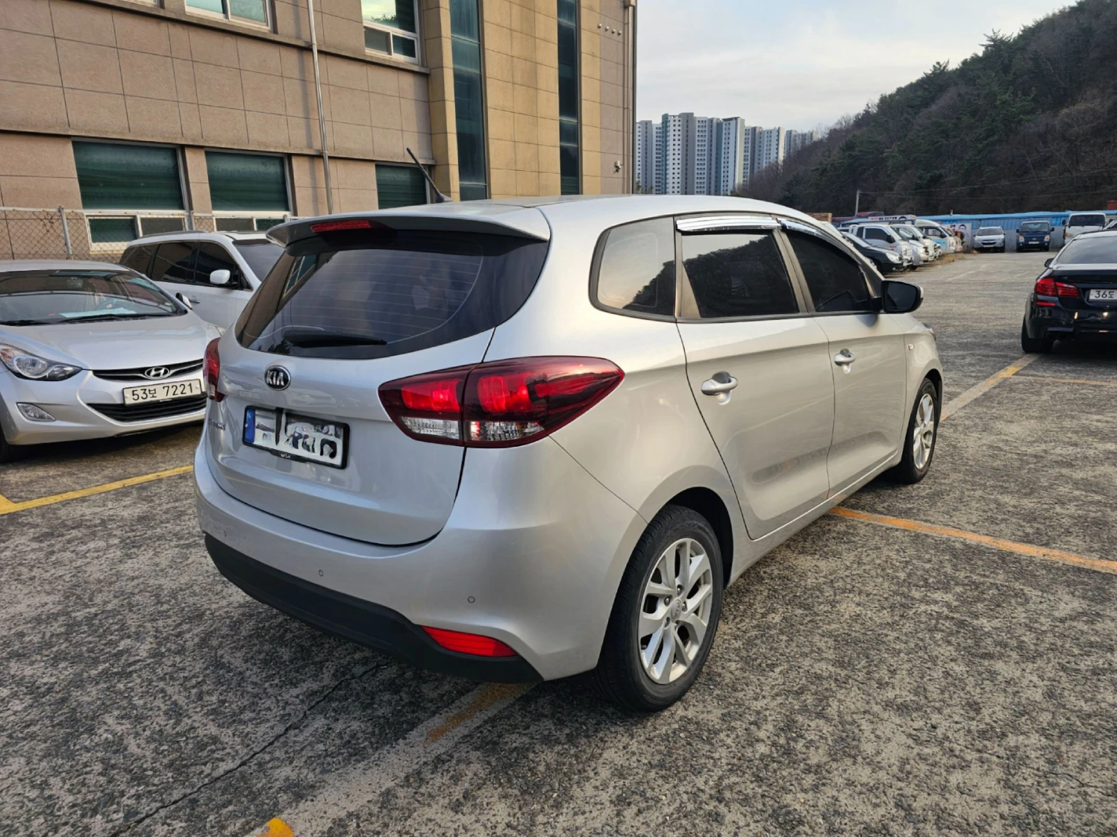 Kia Carens 2.0 LPI | Mobile.bg � ����������� 5