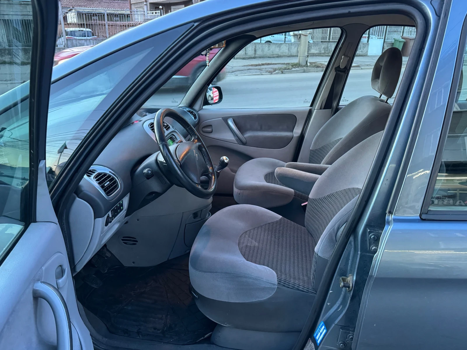 Citroen Xsara picasso  - изображение 8