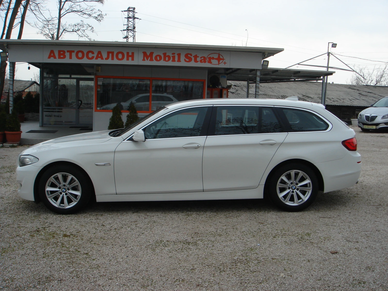 BMW 520 d 6ck. NAVI EURO 5B, снимка 2 - Автомобили и джипове - 53901303