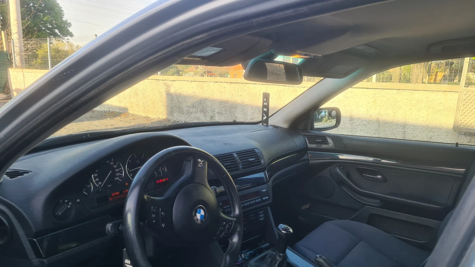 BMW 525, снимка 7 - Автомобили и джипове - 54328611