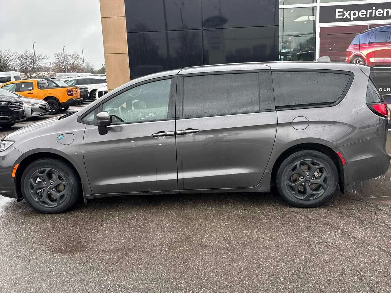 Chrysler Pacifica * Touring L * �������* KEYLESS*  | Mobile.bg � ����������� 2