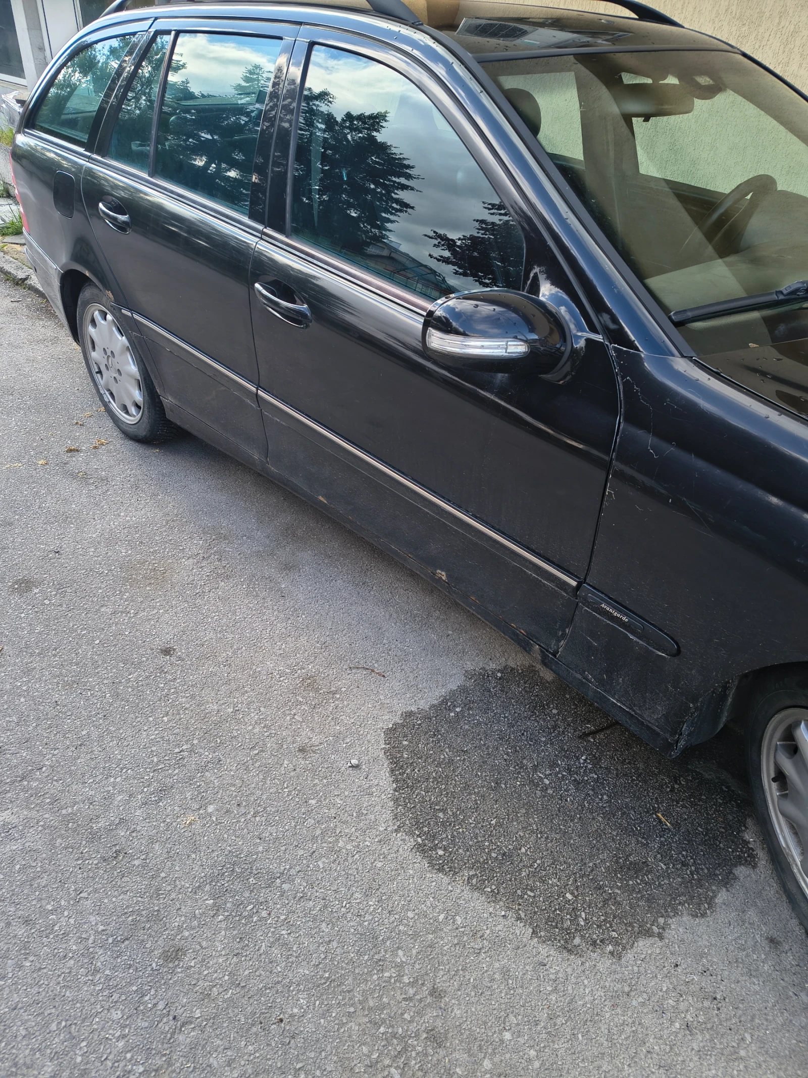Mercedes-Benz C 200, снимка 8 - Автомобили и джипове - 54374279