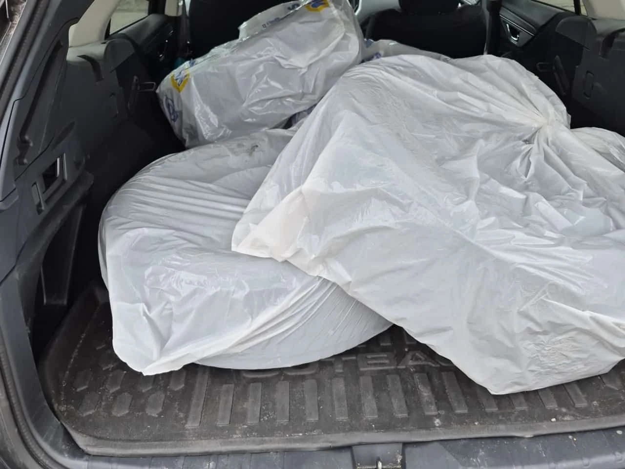 Subaru Outback TOURING | CARFAX | БЕЗ ПЪРВОНАЧАЛНА ВНОСКА, снимка 4 - Автомобили и джипове - 54887798