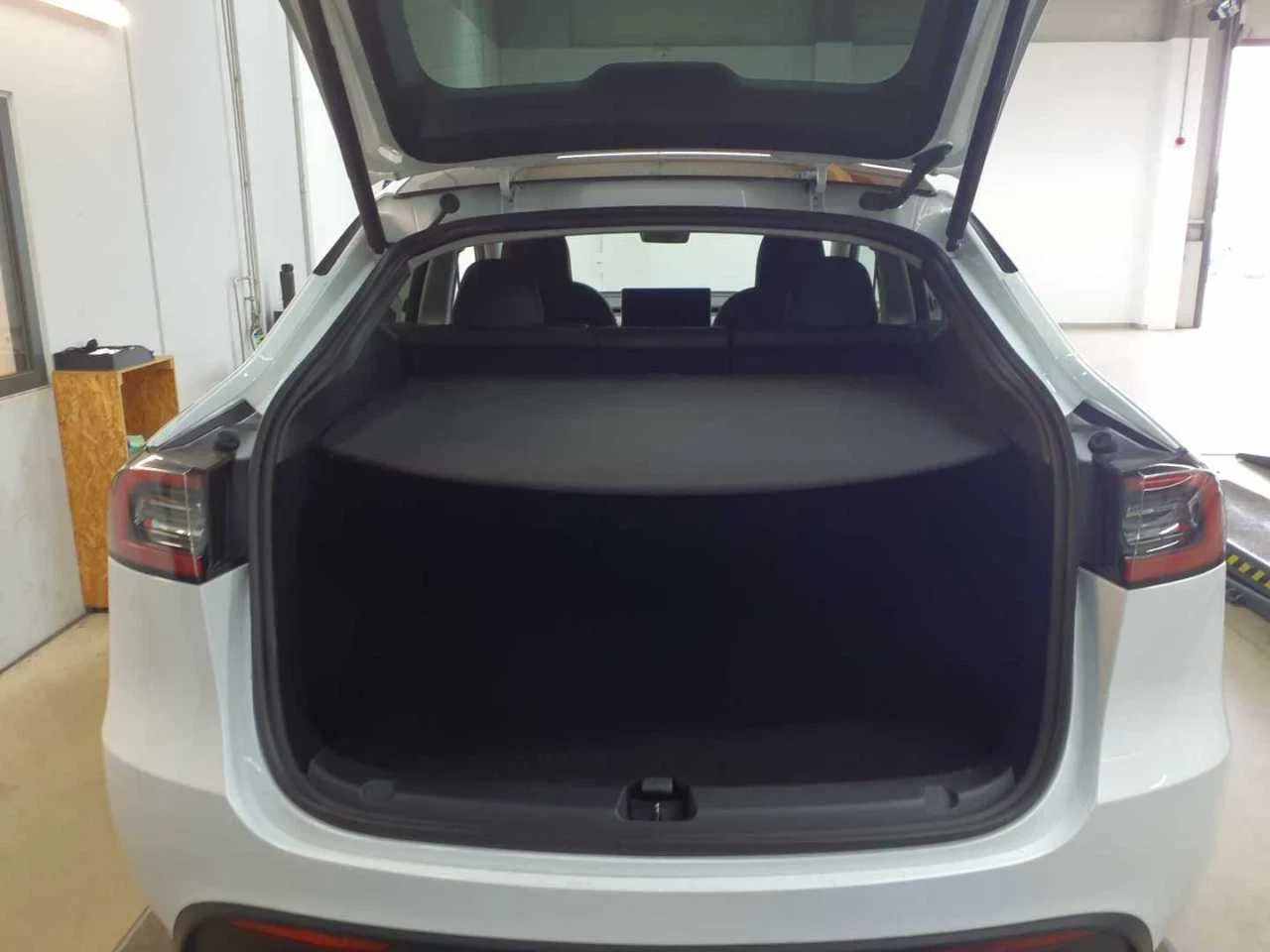 Tesla Model Y Performance  23 Австрия - Full Vehicle Check, снимка 5 - Автомобили и джипове - 54988860