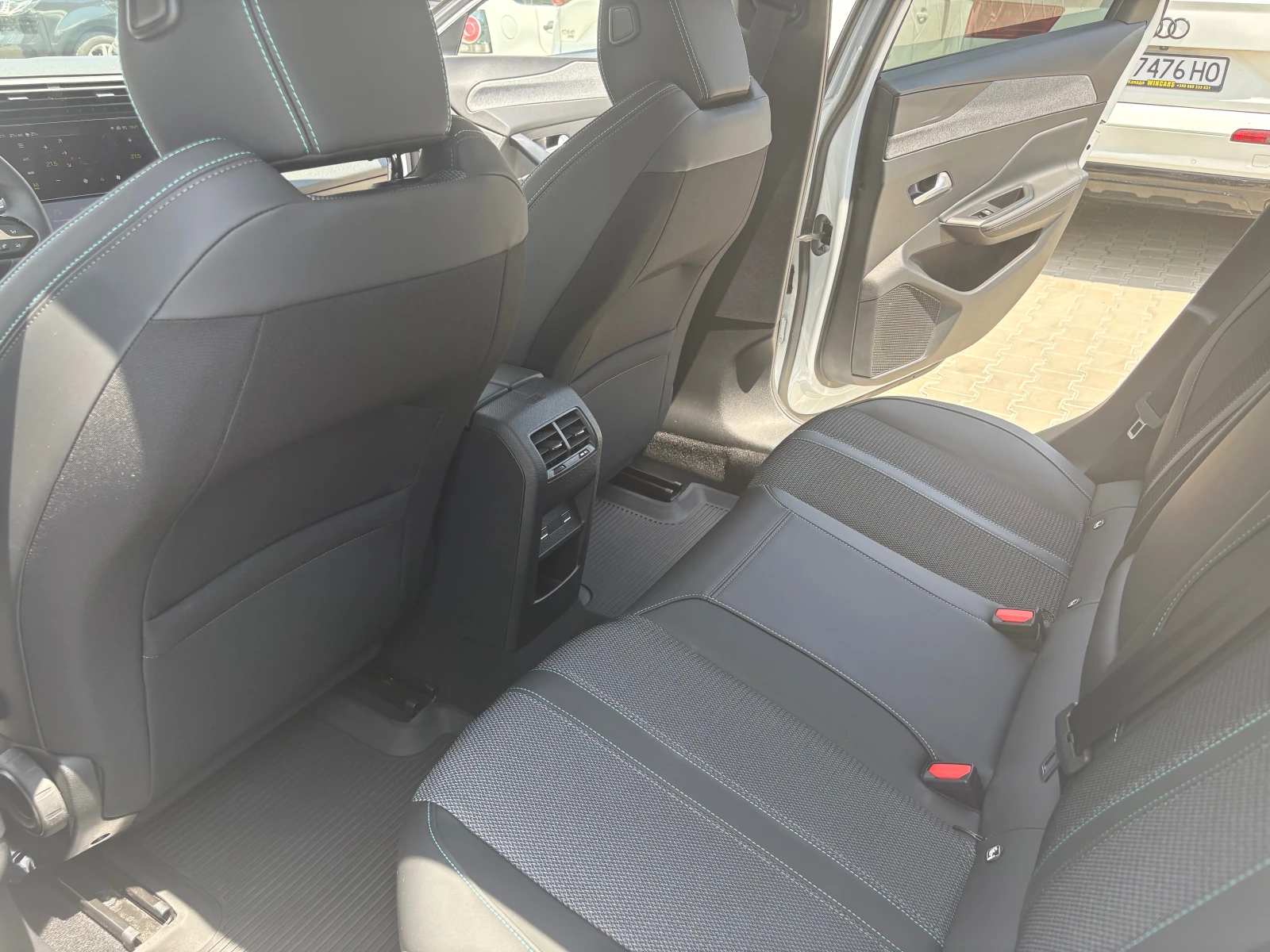 Peugeot 308 SW, снимка 12 - Автомобили и джипове - 55219707