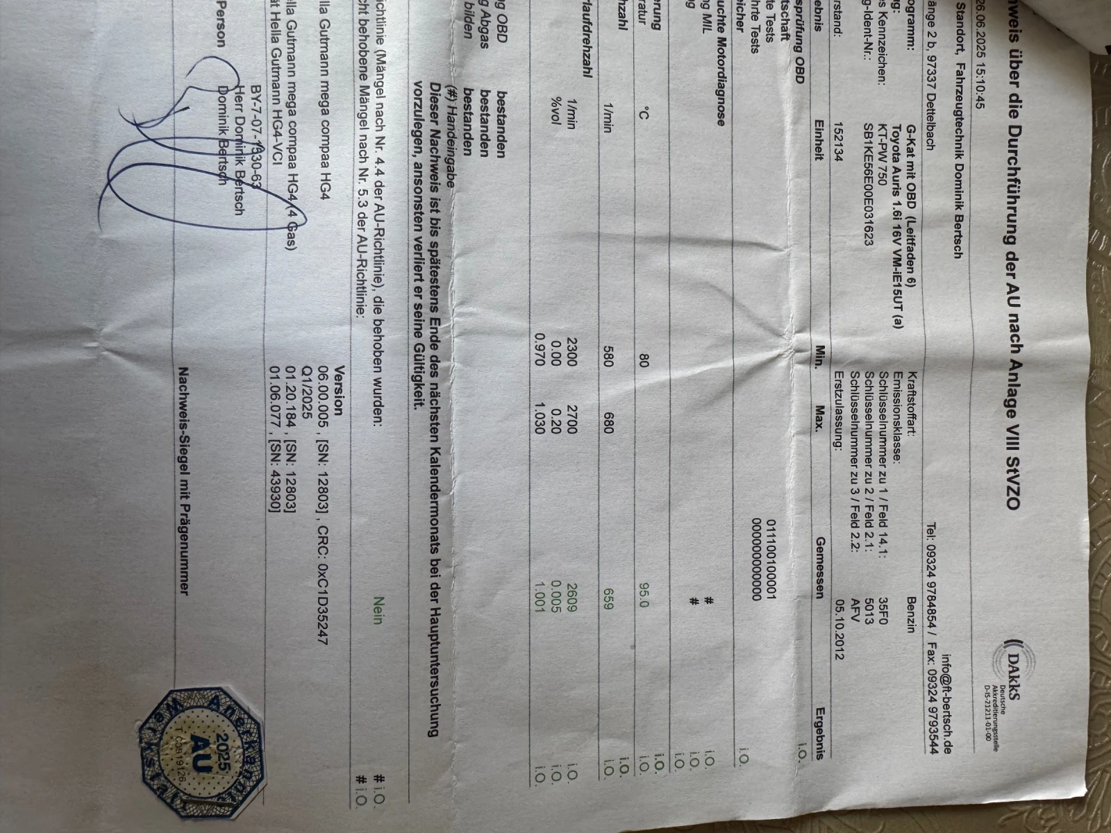 Toyota Auris, снимка 9 - Автомобили и джипове - 55411846
