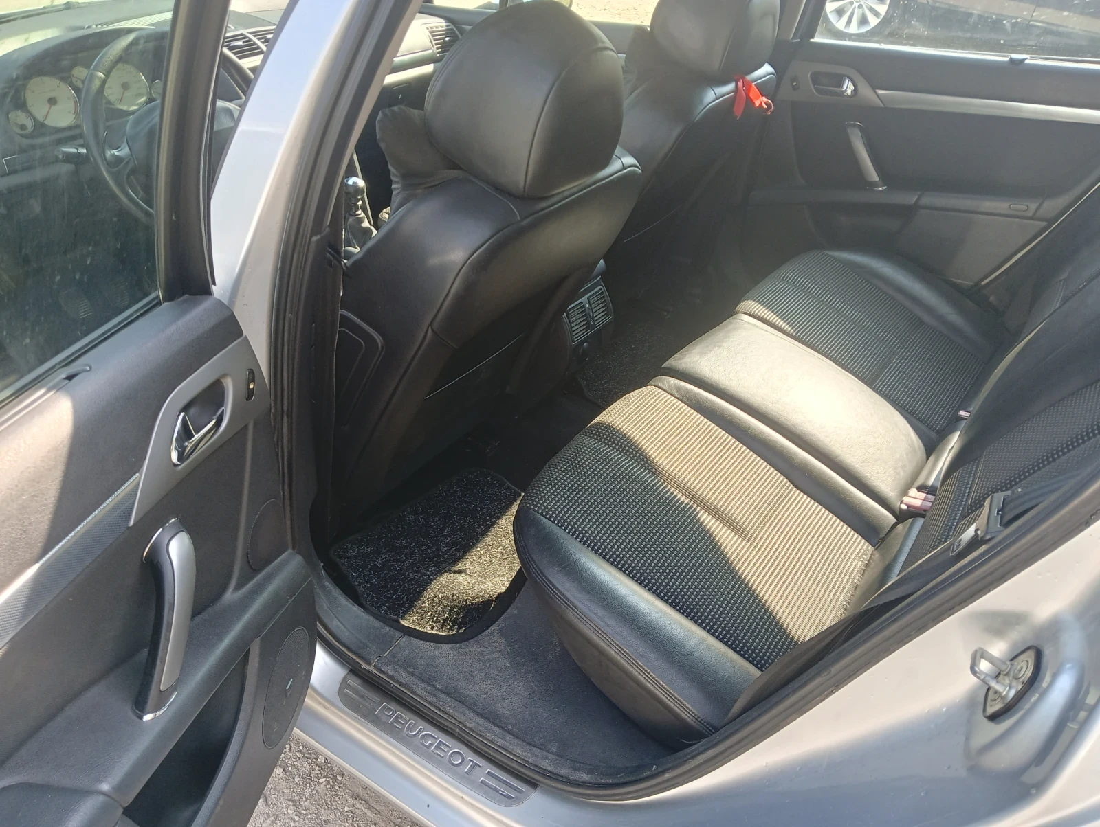 Peugeot 407 2.0hdi, снимка 12 - Автомобили и джипове - 55797590