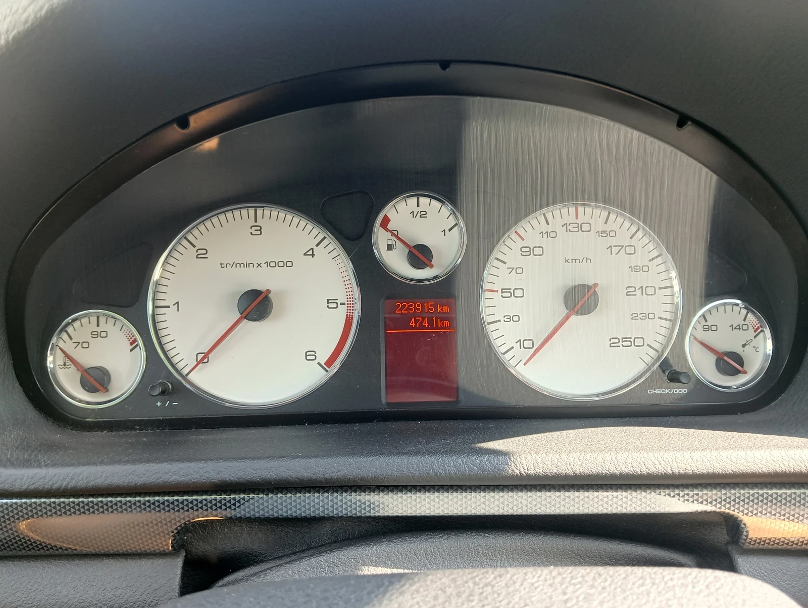 Peugeot 407 2.0hdi, снимка 7 - Автомобили и джипове - 55797590