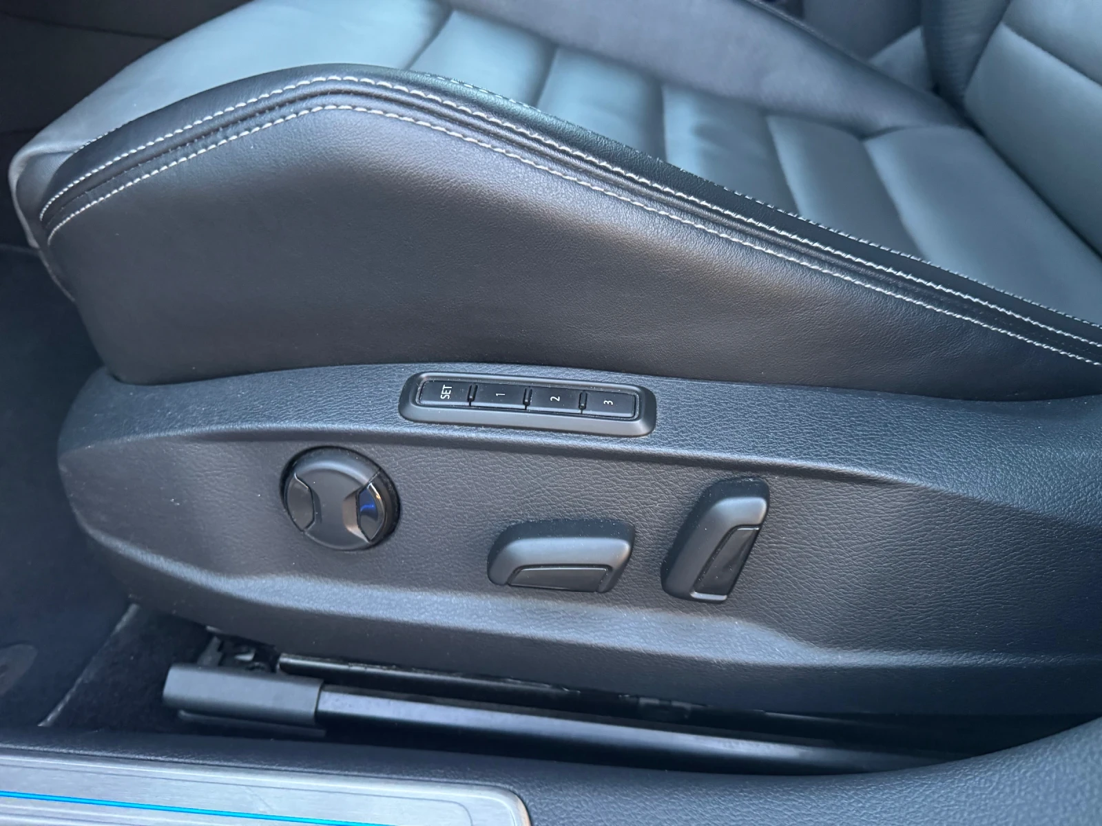 VW Golf R, снимка 10 - Автомобили и джипове - 56017991