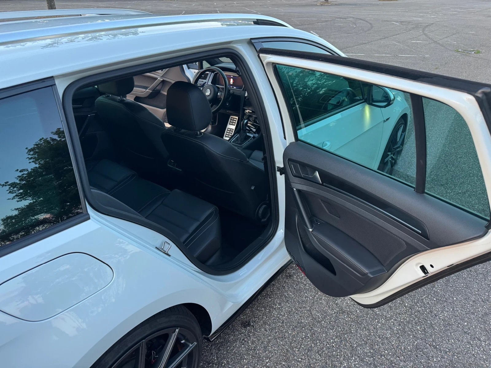 VW Golf R, снимка 6 - Автомобили и джипове - 56017991