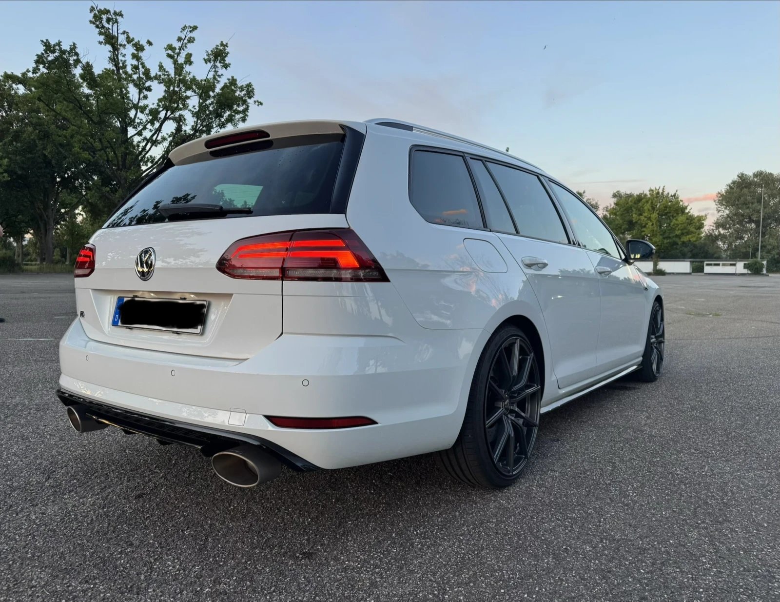 VW Golf R, снимка 3 - Автомобили и джипове - 56017991