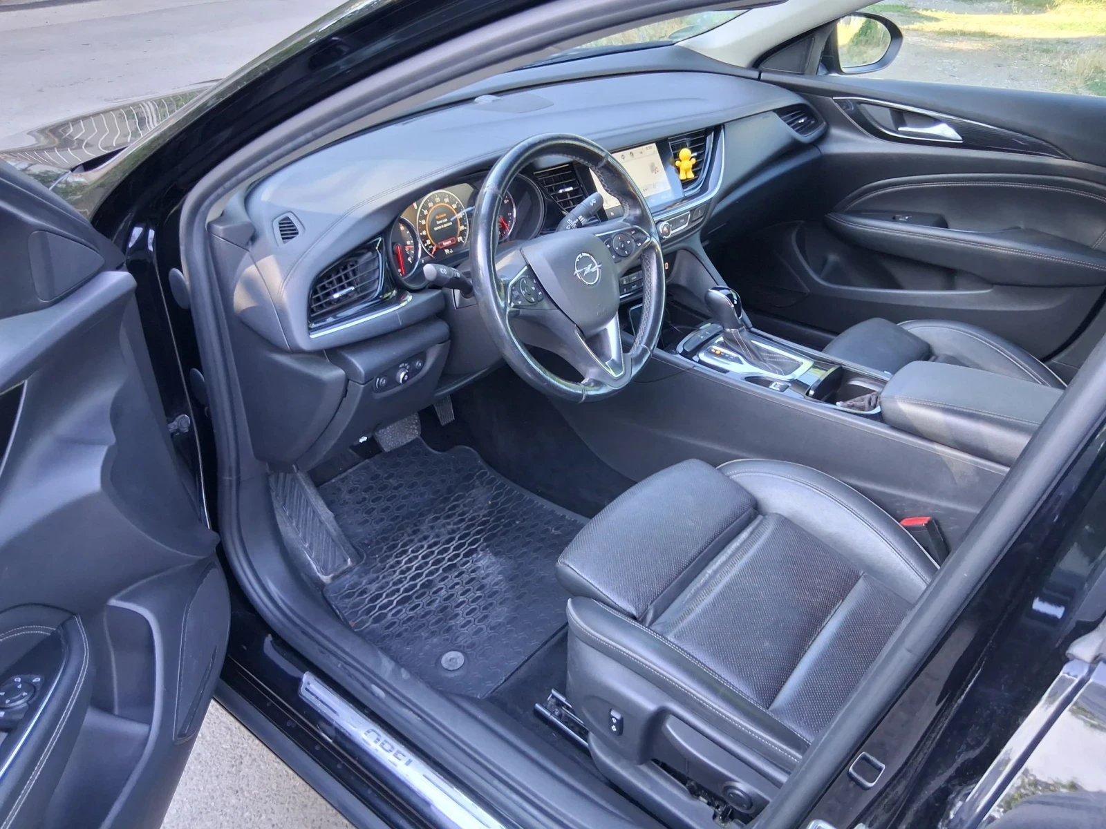 Opel Insignia 2.0 170коня Автомат внос Германия , снимка 3 - Автомобили и джипове - 56135431