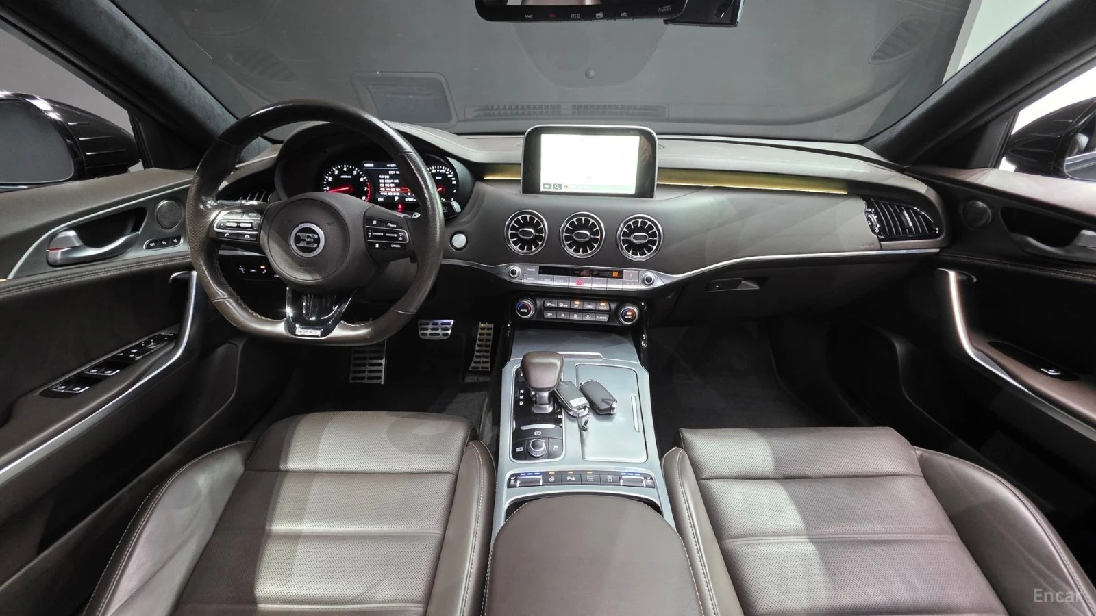 Kia Stinger 3.3T| 370HP| PANO| HUD| 360| �����| MEMORY | Mobile.bg � ����������� 7