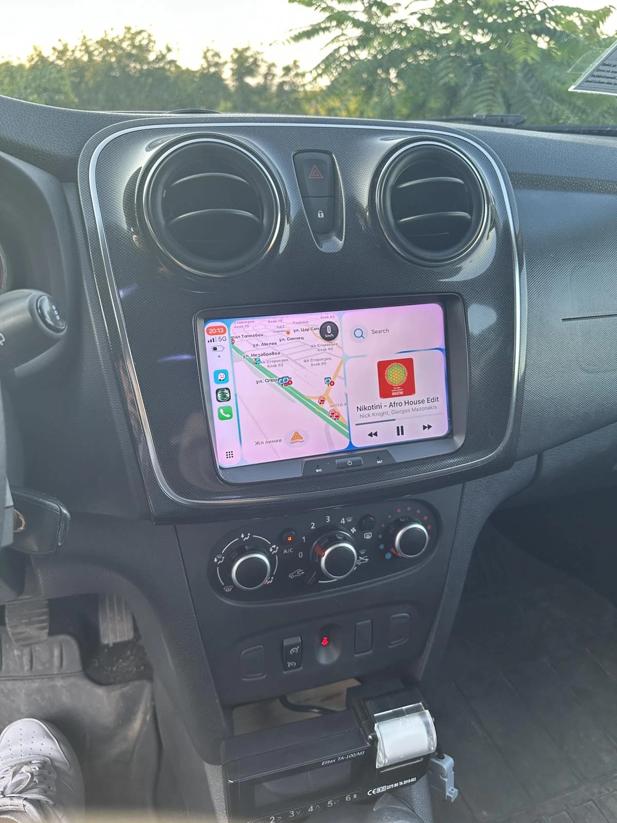 Dacia Logan 1.0 бензин/газ, снимка 8 - Автомобили и джипове - 56378220