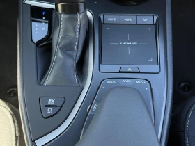 Lexus UX 250h F Sport Design Hybrid 44 000км Перфектен , снимка 12