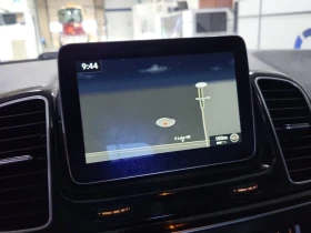 Mercedes-Benz GLE 43 AMG / BLIND SPOT / 360 / PANO / ДВА КЛЮЧА / CARFAX - 23800 € / 46548.75 лв. - 79453169 10